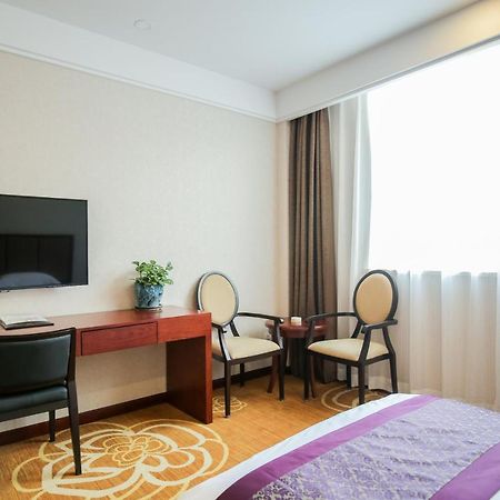 Xin Jue Jiayi Hotel Airport And International Resort Sanghaj Kültér fotó
